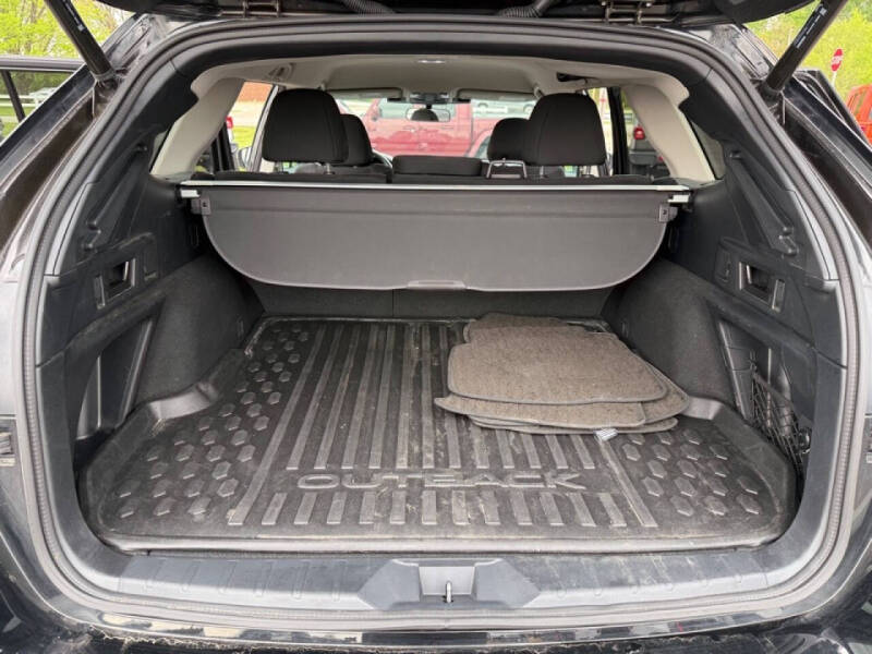 2024 Subaru Outback Premium