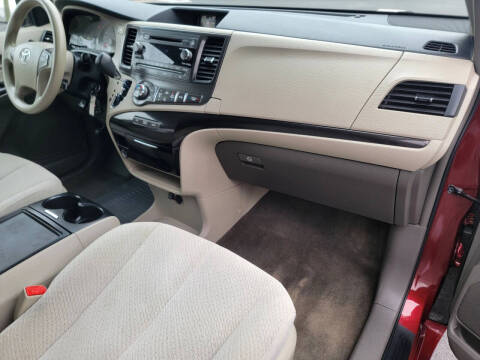 2013 Toyota Sienna