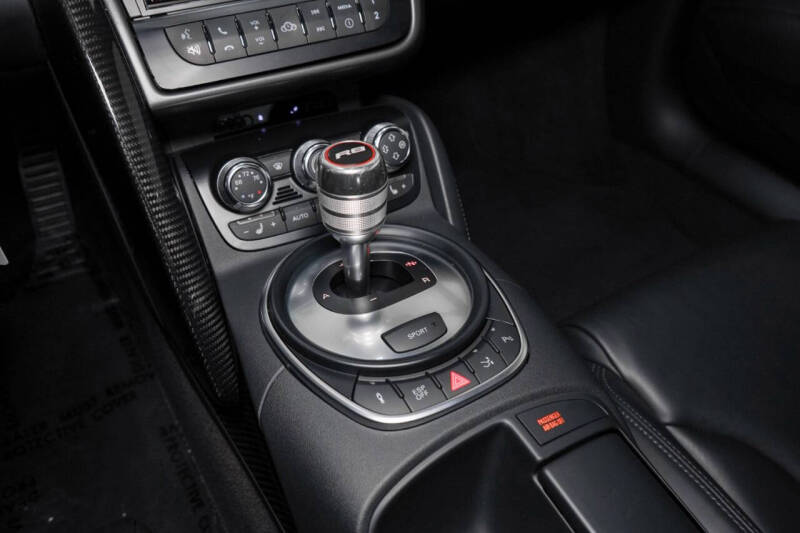 2010 Audi R8 5.2 quattro