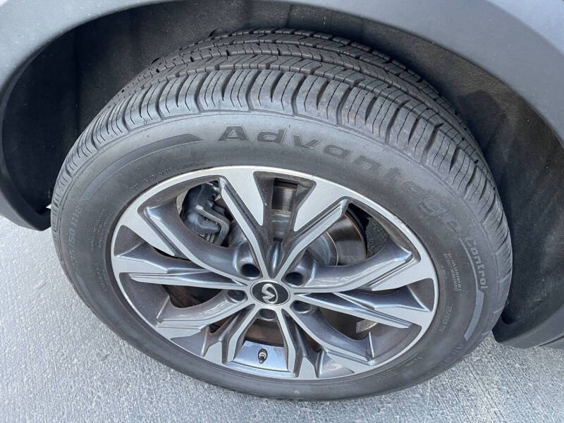 2017 Infiniti QX30 Premium