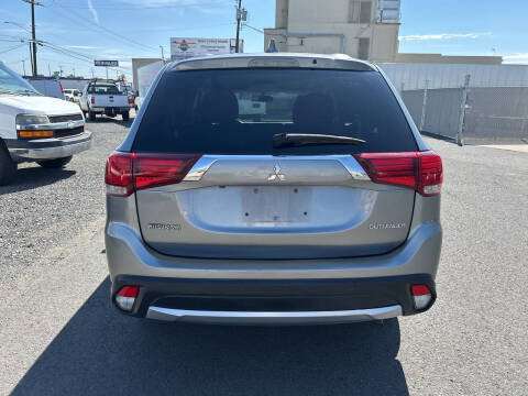 2017 Mitsubishi Outlander SE