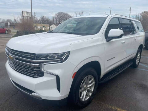 2024 Chevrolet Suburban LT