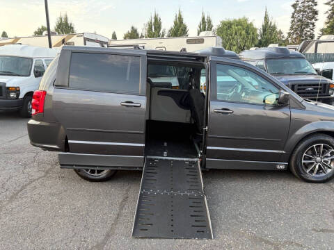 2015 Dodge Grand Caravan SXT Plus
