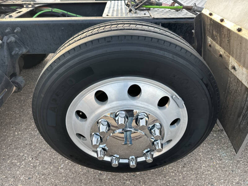 2021 International RH613