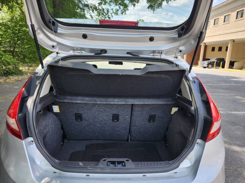 2012 Ford Fiesta SE