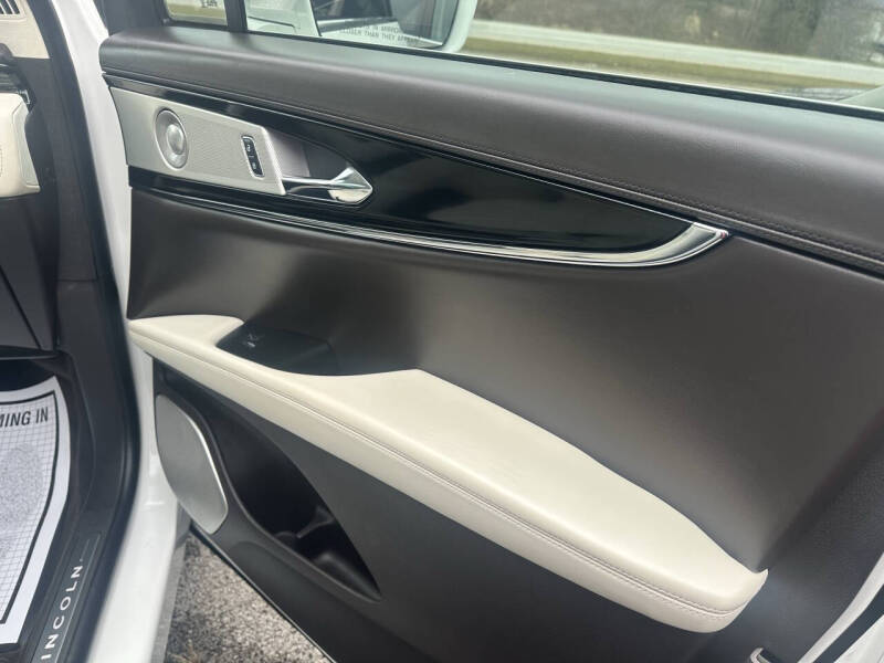 2021 Lincoln Nautilus Black Label