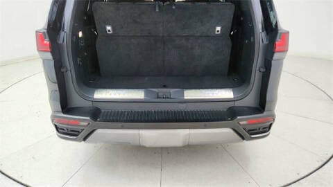 2024 Lexus LX 600 Luxury