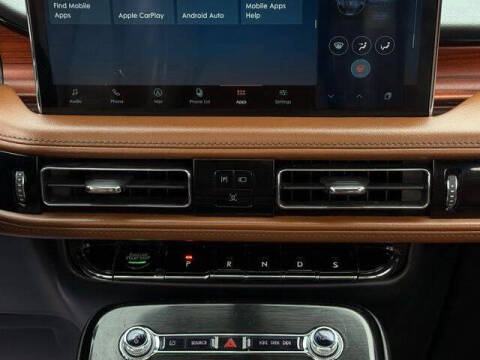 2022 Lincoln Nautilus Reserve