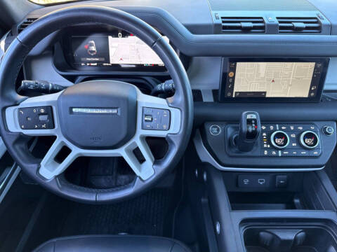 2024 Land Rover Defender 110 P300 S