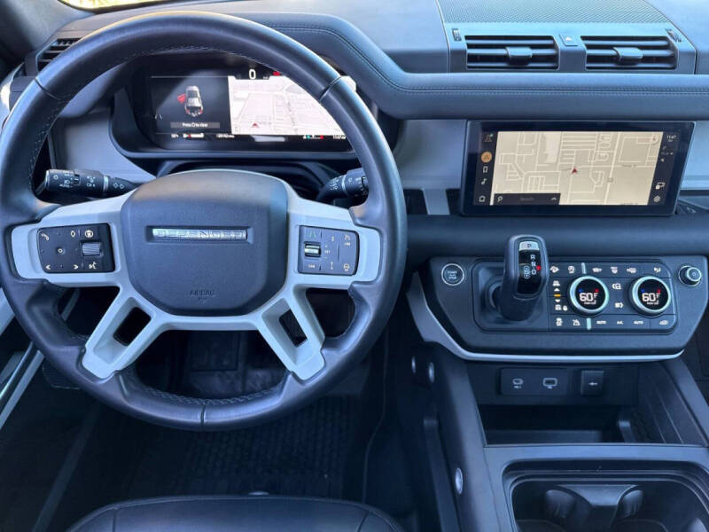 2024 Land Rover Defender 110 P300 S