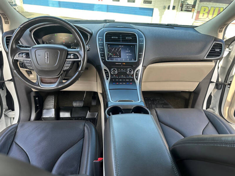 2020 Lincoln Nautilus Reserve