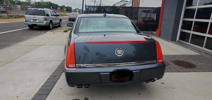 2011 Cadillac DTS