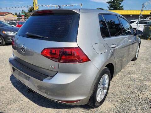 2016 Volkswagen Golf TSI S