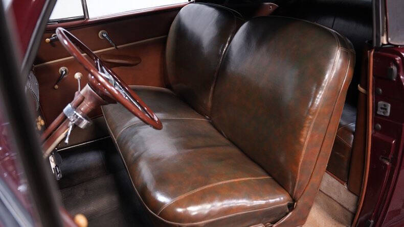 1941 Ford Super Deluxe