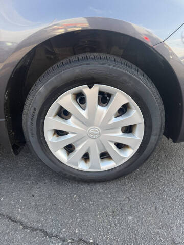 2015 Nissan Versa 1.6 S