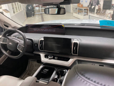 2026 Ford Expedition MAX Active