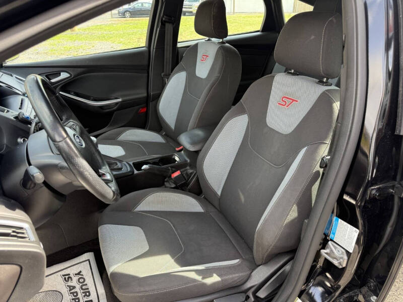 2017 Ford Focus ST