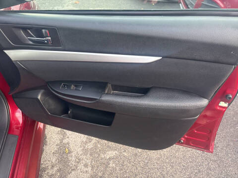 2010 Subaru Legacy 2.5i Premium