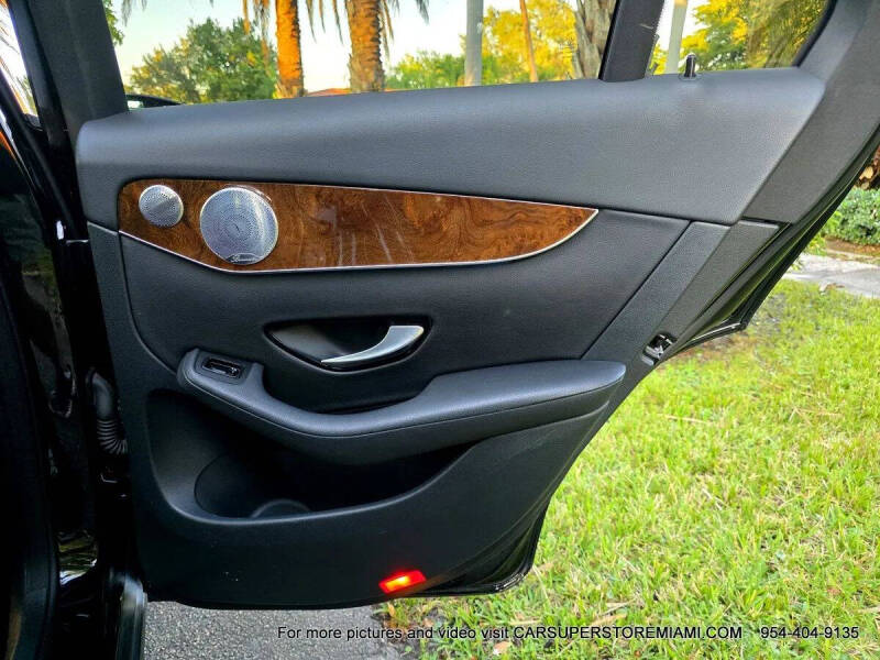 2017 Mercedes-Benz GLC GLC 300 4MATIC