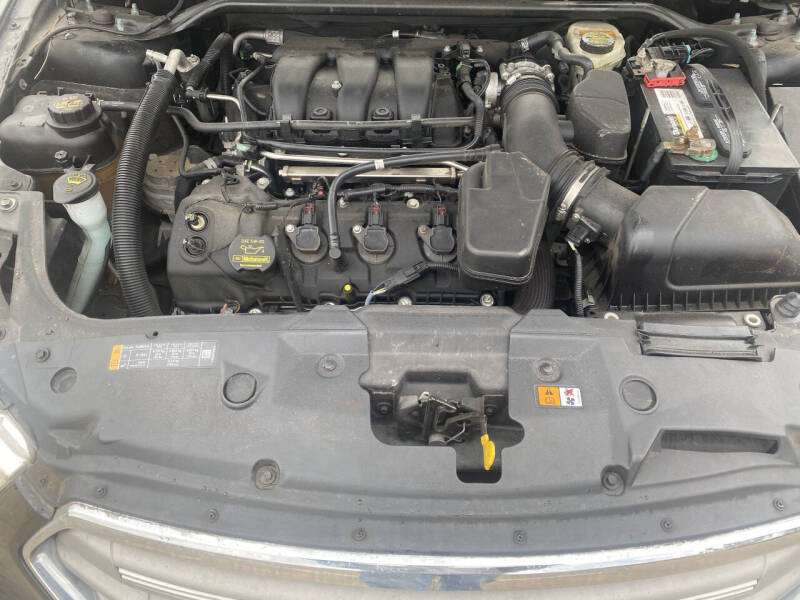 2014 Ford Taurus SEL