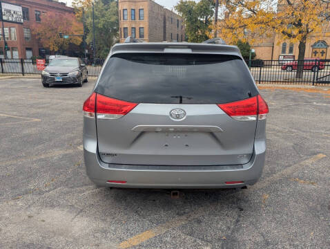 2011 Toyota Sienna XLE 8-Passenger