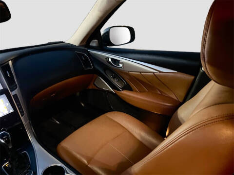 2023 Infiniti Q50 Luxe