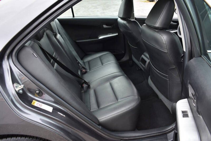 2014 Toyota Camry SE