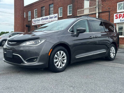 2017 Chrysler Pacifica Touring Plus