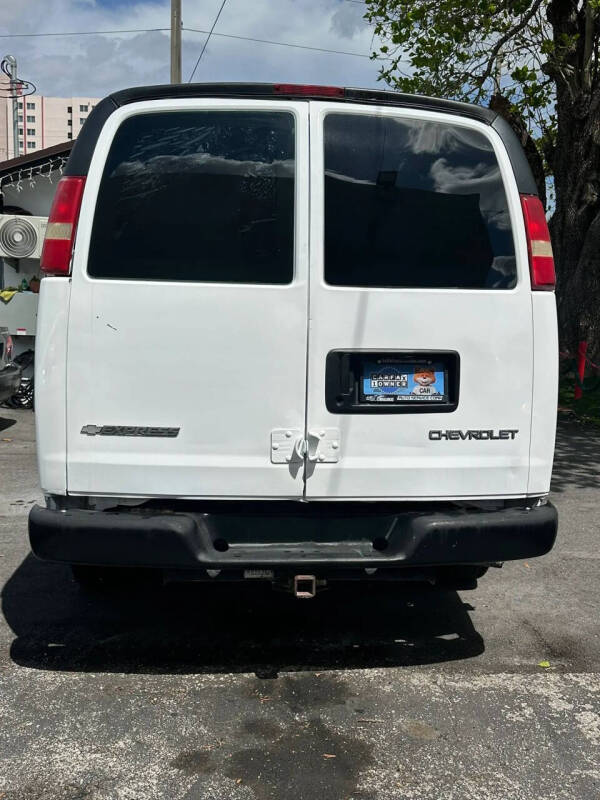 2003 Chevrolet Express 2500