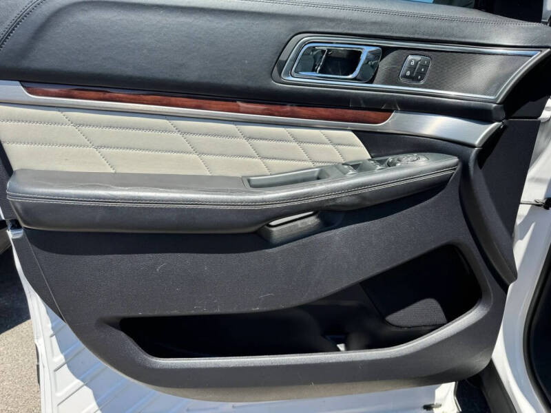 2019 Ford Explorer Platinum