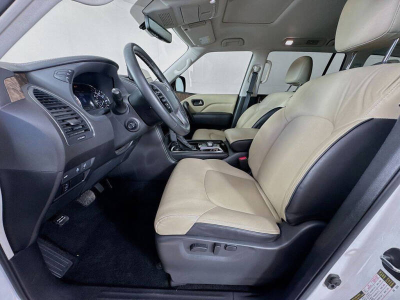 2022 Infiniti QX80 Premium Select