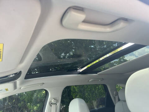 2023 Kia Sorento Plug-In Hybrid SX Prestige