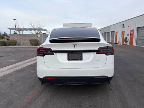 2023 Tesla Model X Standard Range