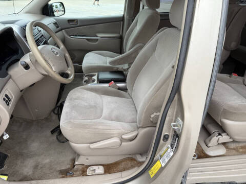 2006 Toyota Sienna LE 7 Passenger