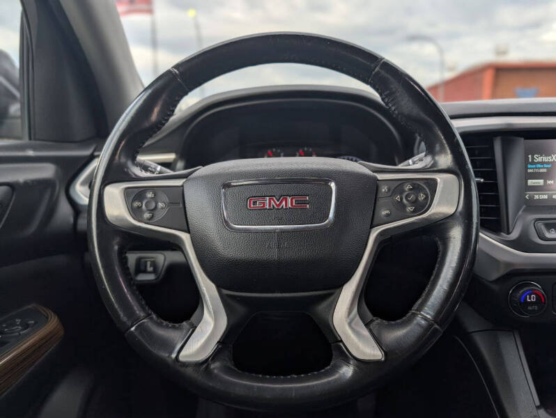 2017 GMC Acadia SLE-1