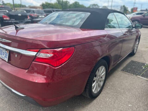 2012 Chrysler 200 Touring