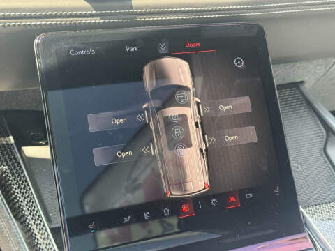 2025 Cadillac Escalade-V