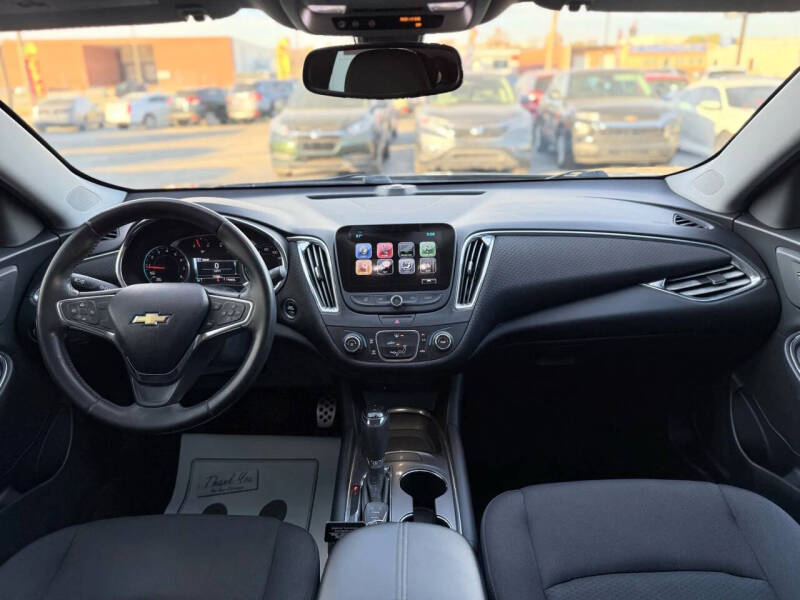 2017 Chevrolet Malibu LT