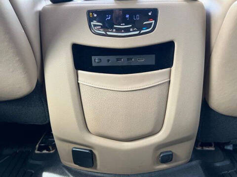 2019 Cadillac Escalade Platinum