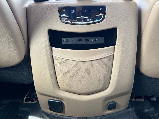 2019 Cadillac Escalade Platinum