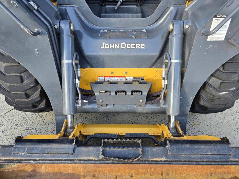 2020 John Deere 324