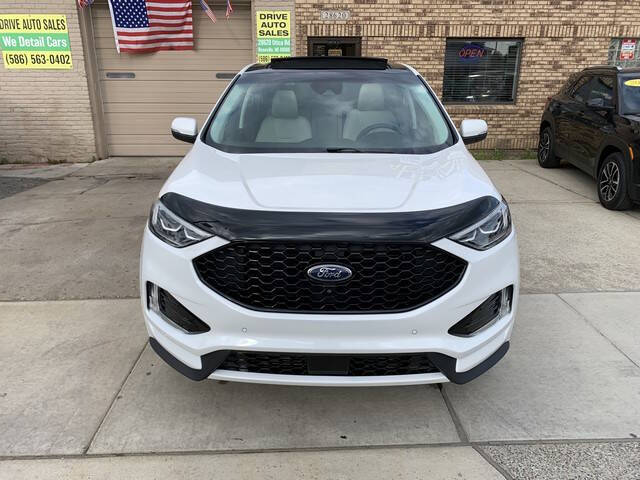 2020 Ford Edge Titanium