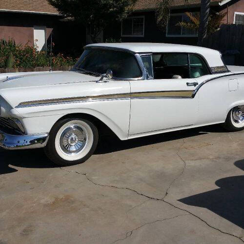 1957 Ford Fairlane 500