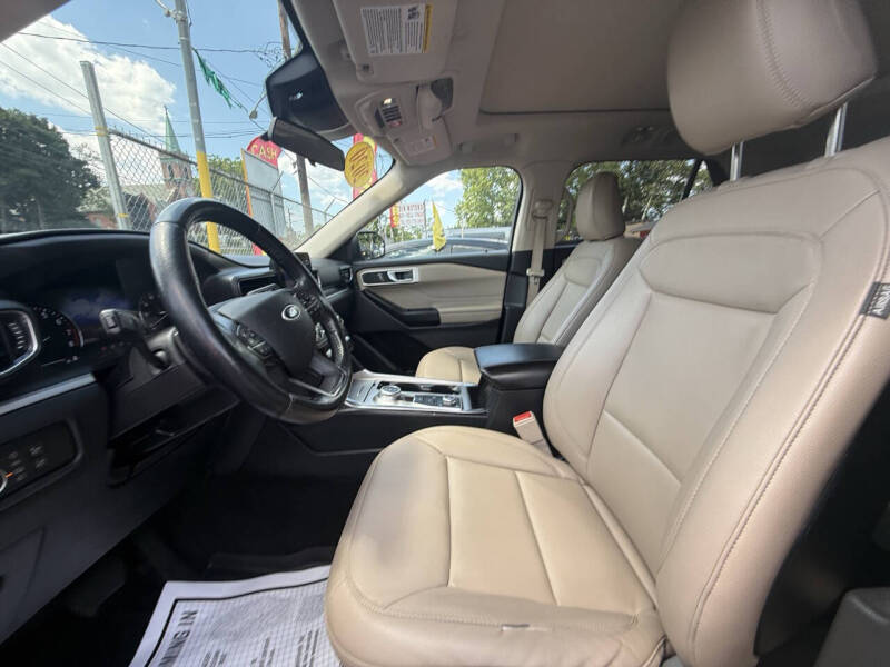 2020 Ford Explorer XLT