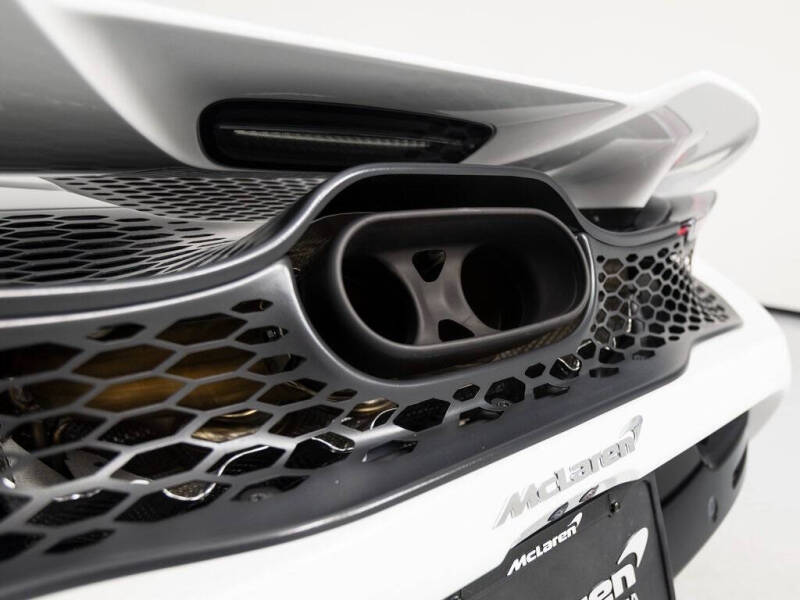 2025 McLaren 750S Spider