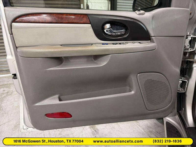 2006 GMC Envoy XL Denali