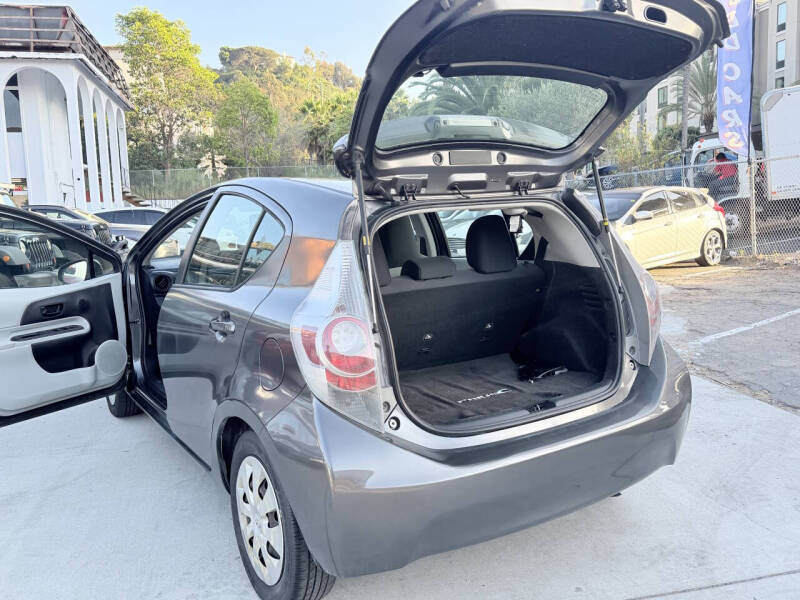 2012 Toyota Prius c One