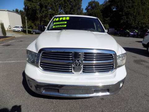 2013 RAM 1500 SLT