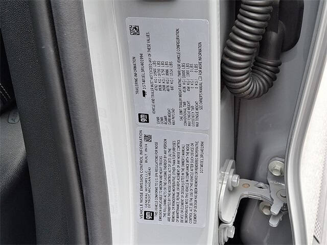 2024 GMC Sierra EV Denali Edition 1