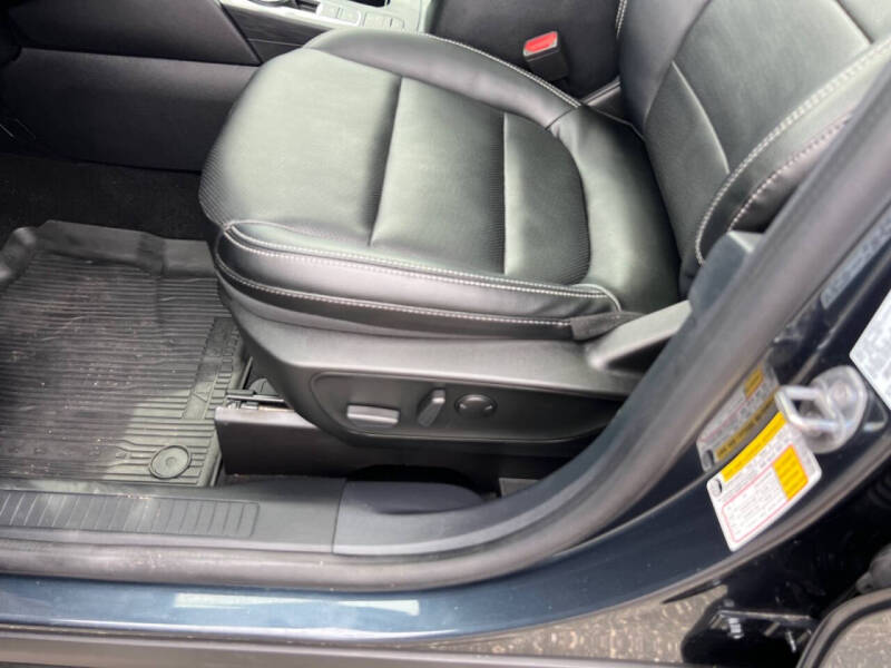 2022 Ford Escape SEL
